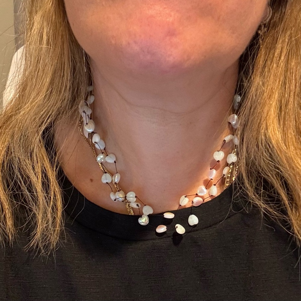 Elegant Pearl shaped hearts Necklace